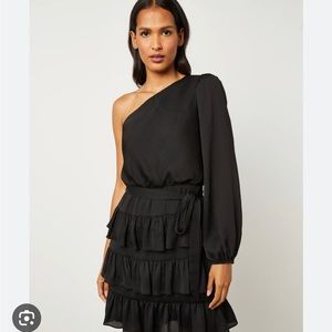 BCBGMAXAZRIA
One-Shoulder Ruffle Dress